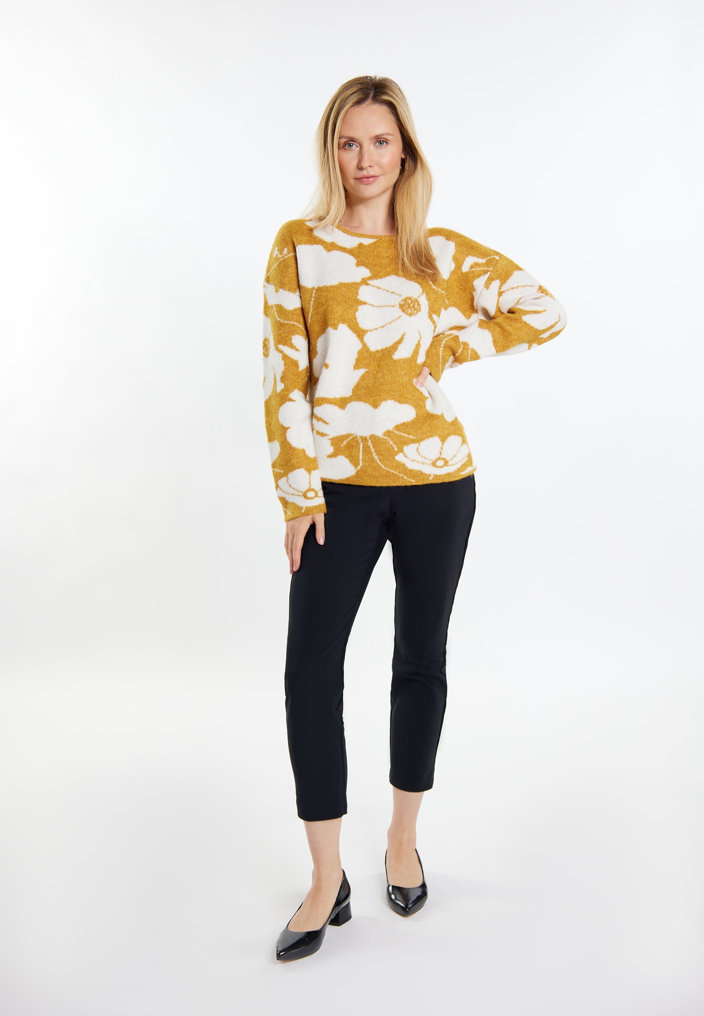 usha Women's Knitted Sweater