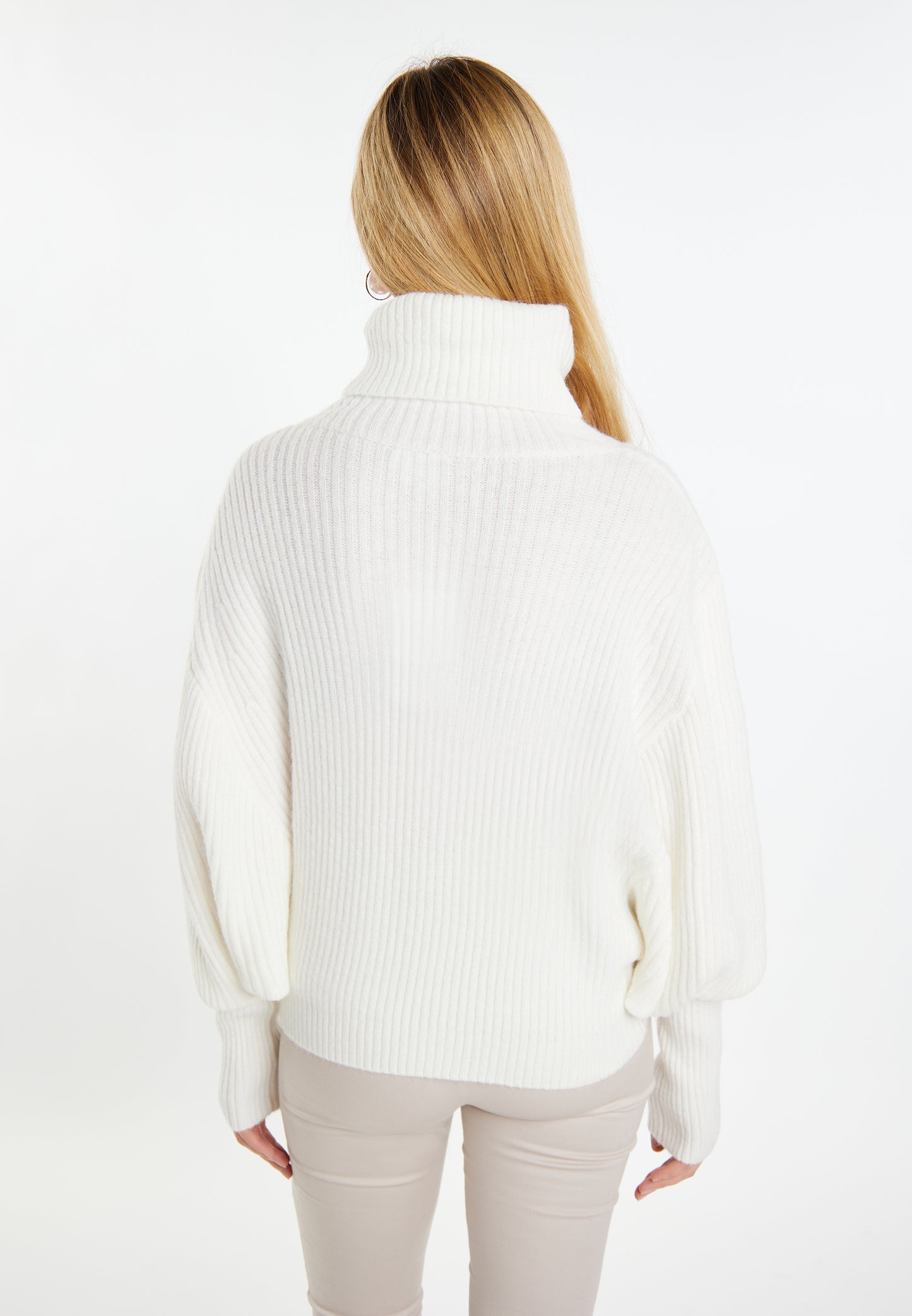 usha WHITE LABEL Women's Turtleneck Sweater