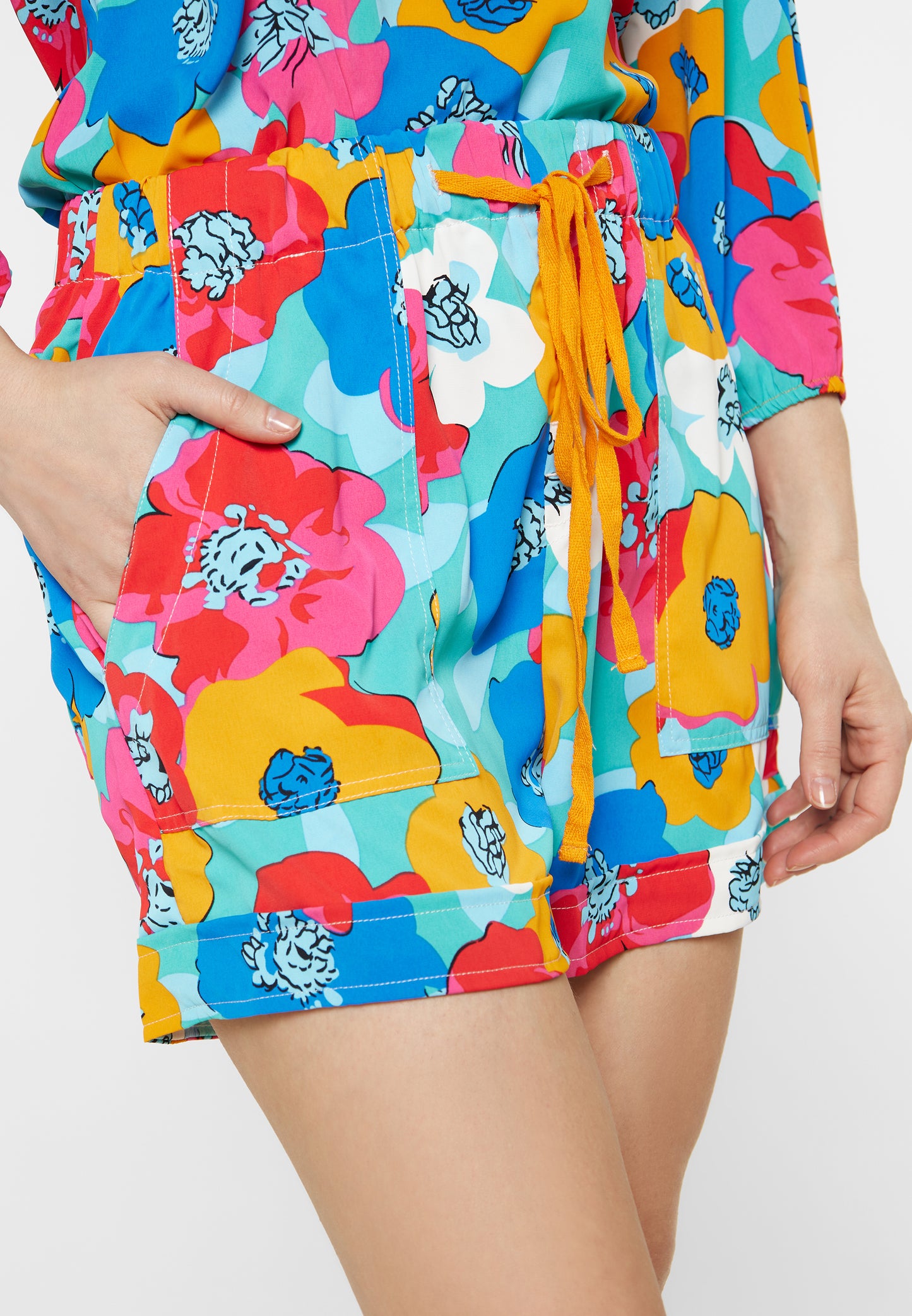 usha Damen-Shorts