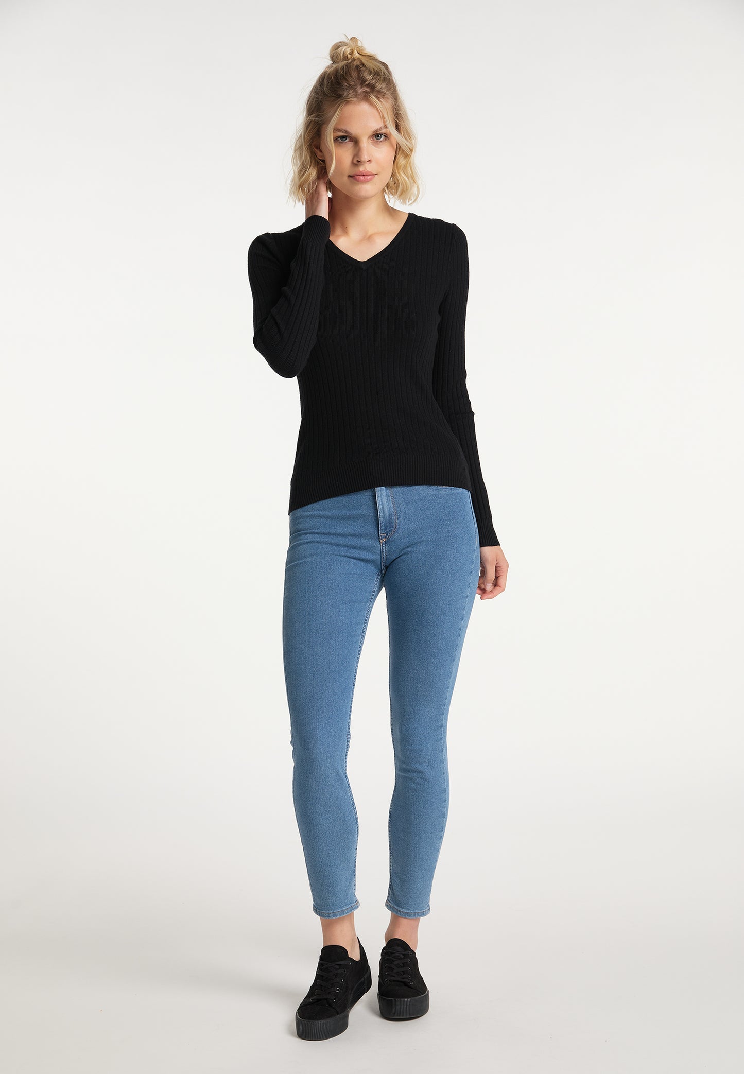 usha BLUE LABEL Women's Knitted Sweater