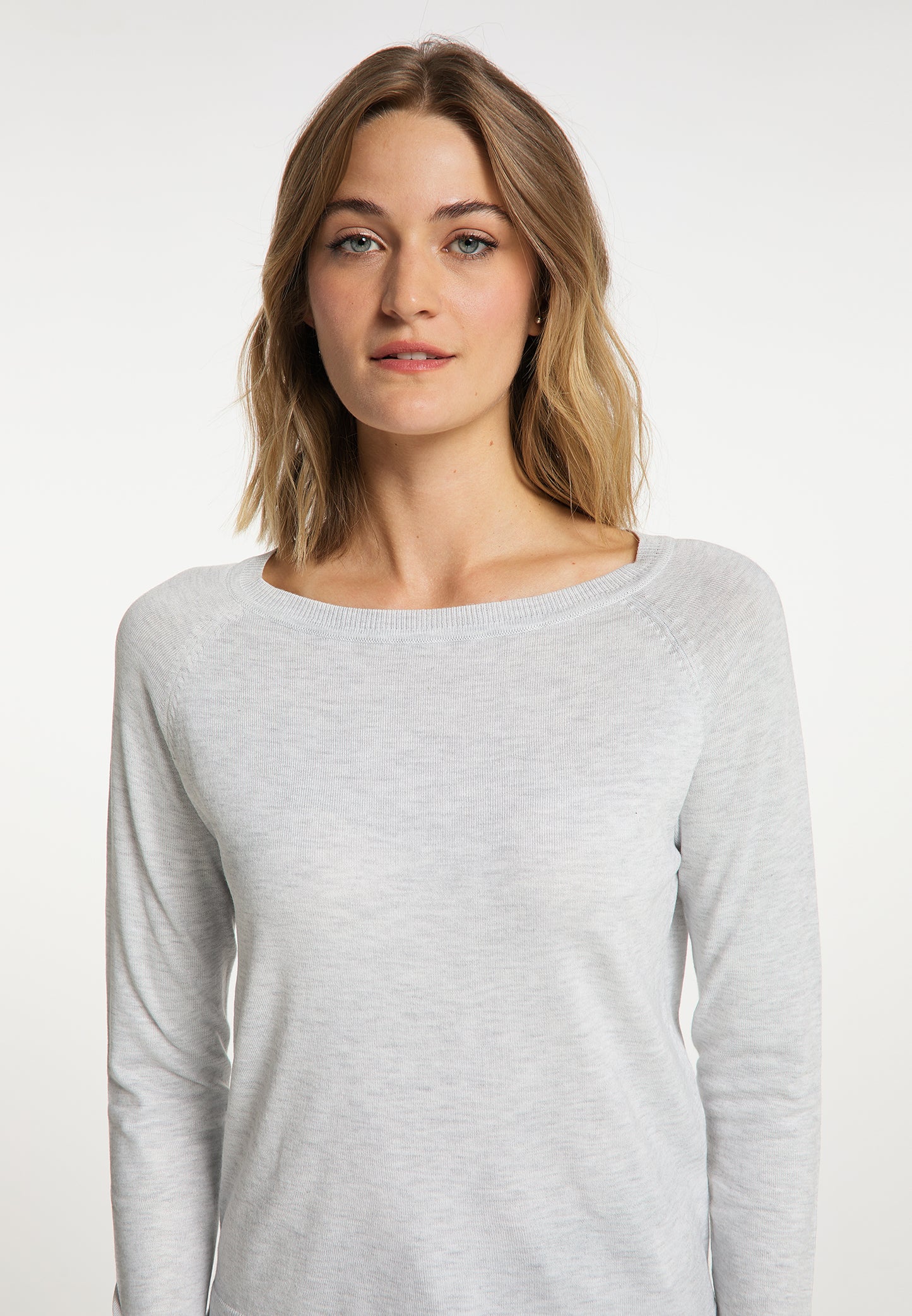 usha BLUE LABEL Women's Crew Neck Sweater