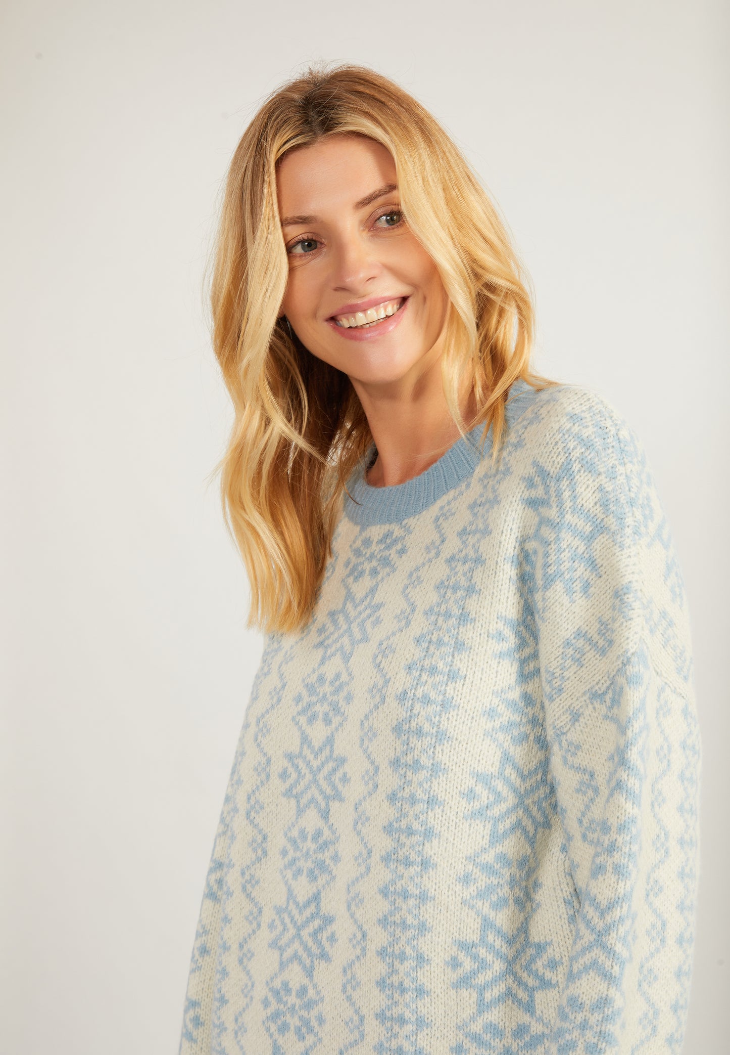 usha BLUE LABEL Women's Knitted Sweater