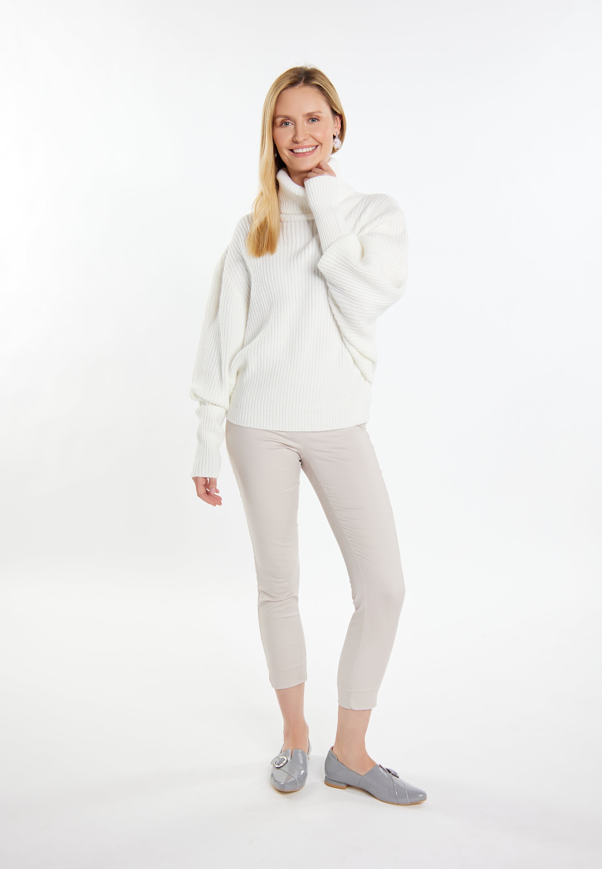 usha WHITE LABEL Women's Turtleneck Sweater